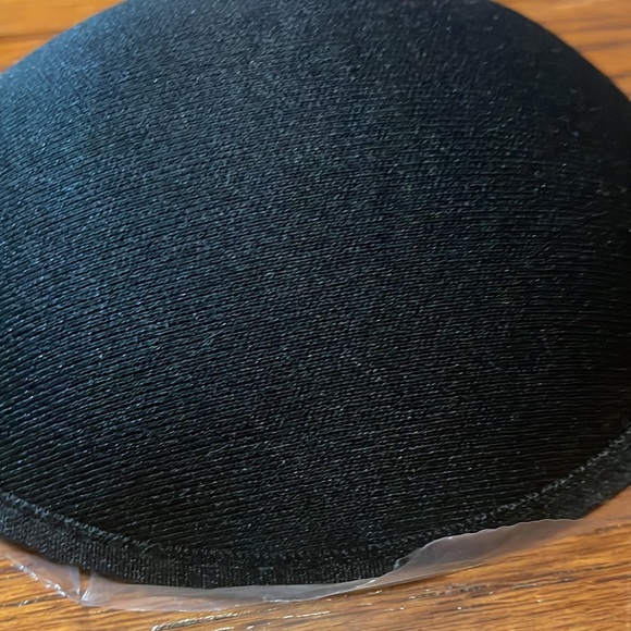 Black strapless silicon lightweight adhesive B CUP bra - Picture 3 of 5